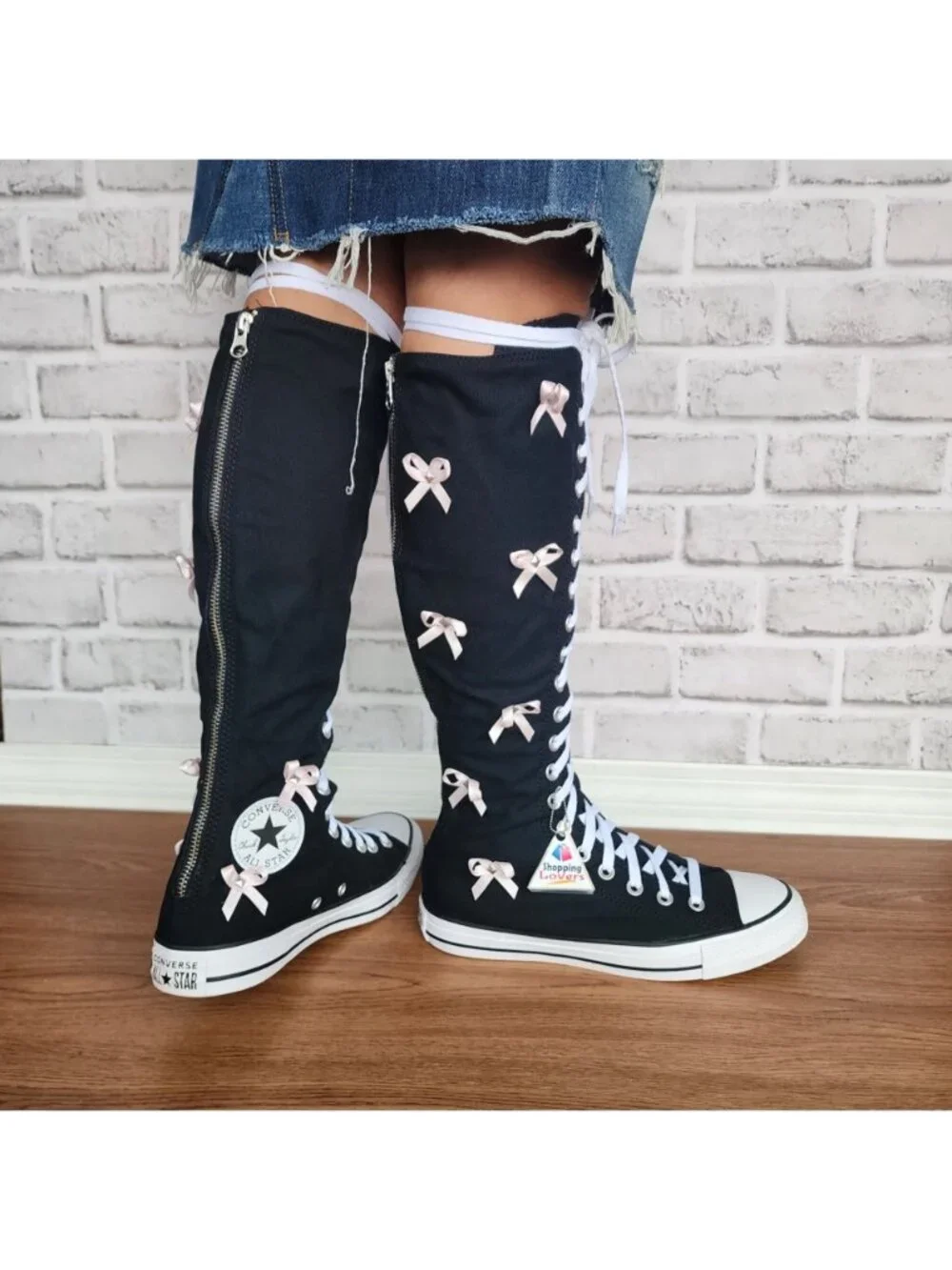 ⭐Converse Chuck Taylor XXHi Bows & Studs Sz 7 Women Boots Sneaker Black A17684C
